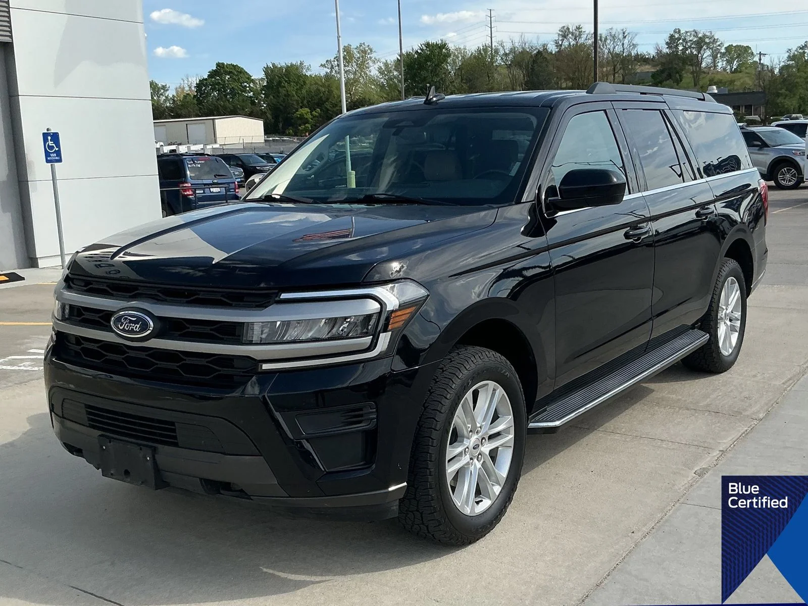 2022 Ford Expedition XLT MAX 4x4's photo