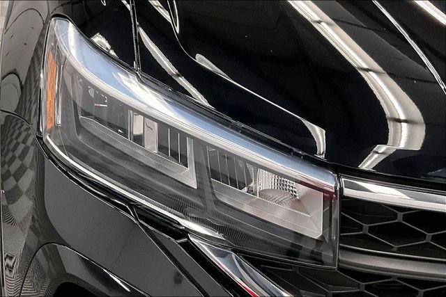 2023 Volkswagen Taos SE - Photo 35