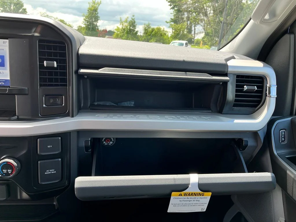 New 2026 Blue Ford XLT image 21