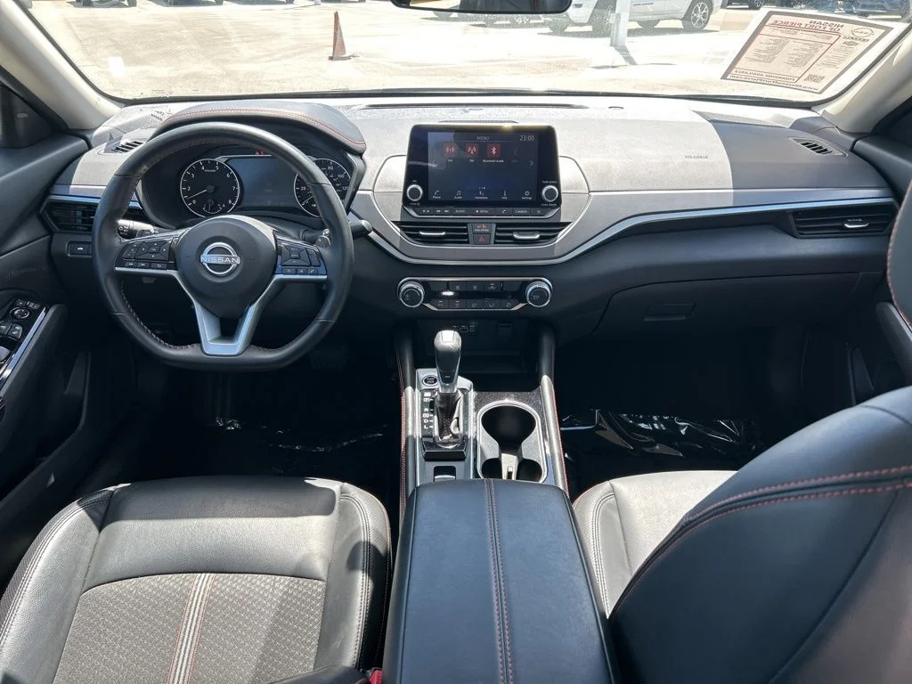 Used 2025 Gray Nissan 2.5 SR image 11