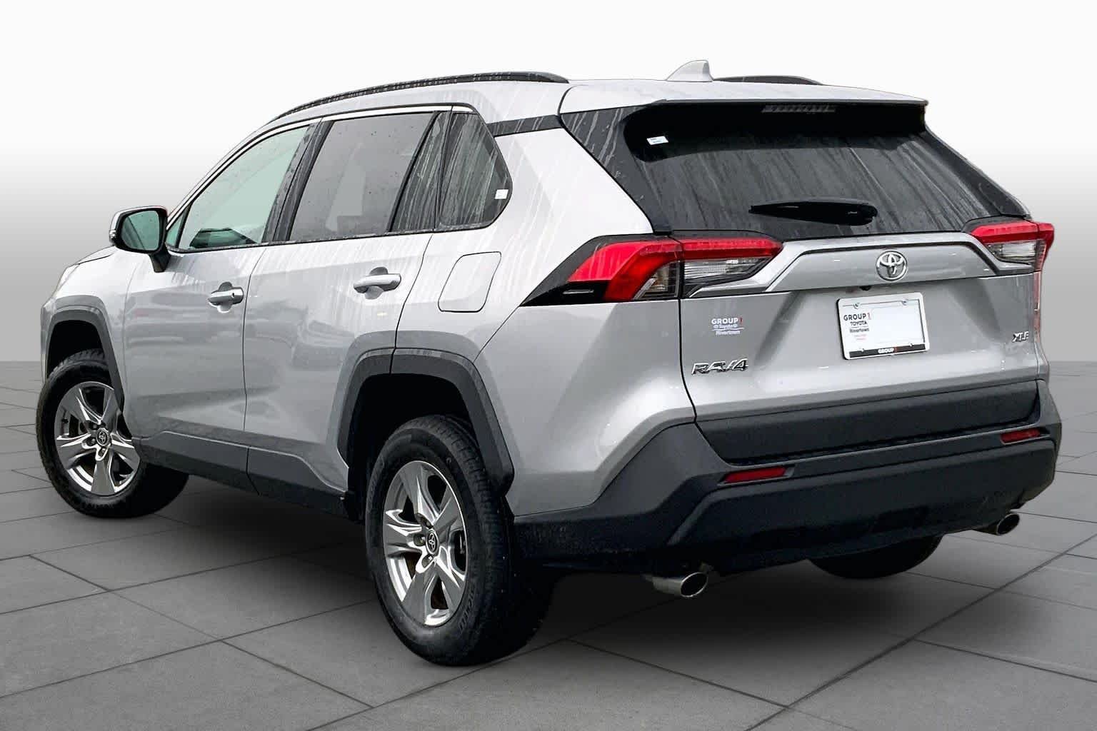 Used 2024 Silver Sky Metallic Toyota XLE image 12