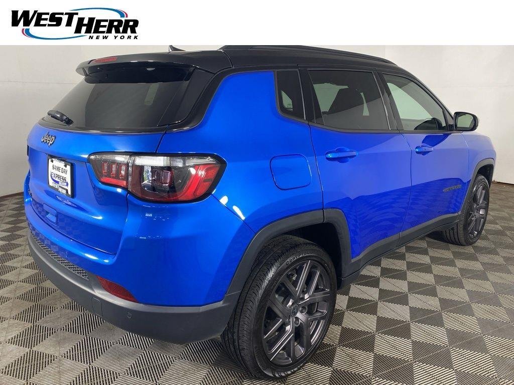 Used 2026 Hydro Blue Pearlcoat Jeep Limited Altitude image 23