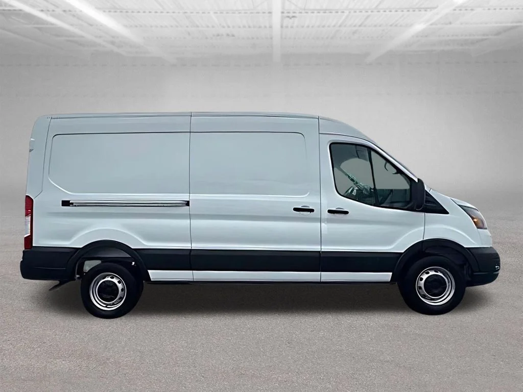 New 2026 Oxford White Ford Cargo Van image 9