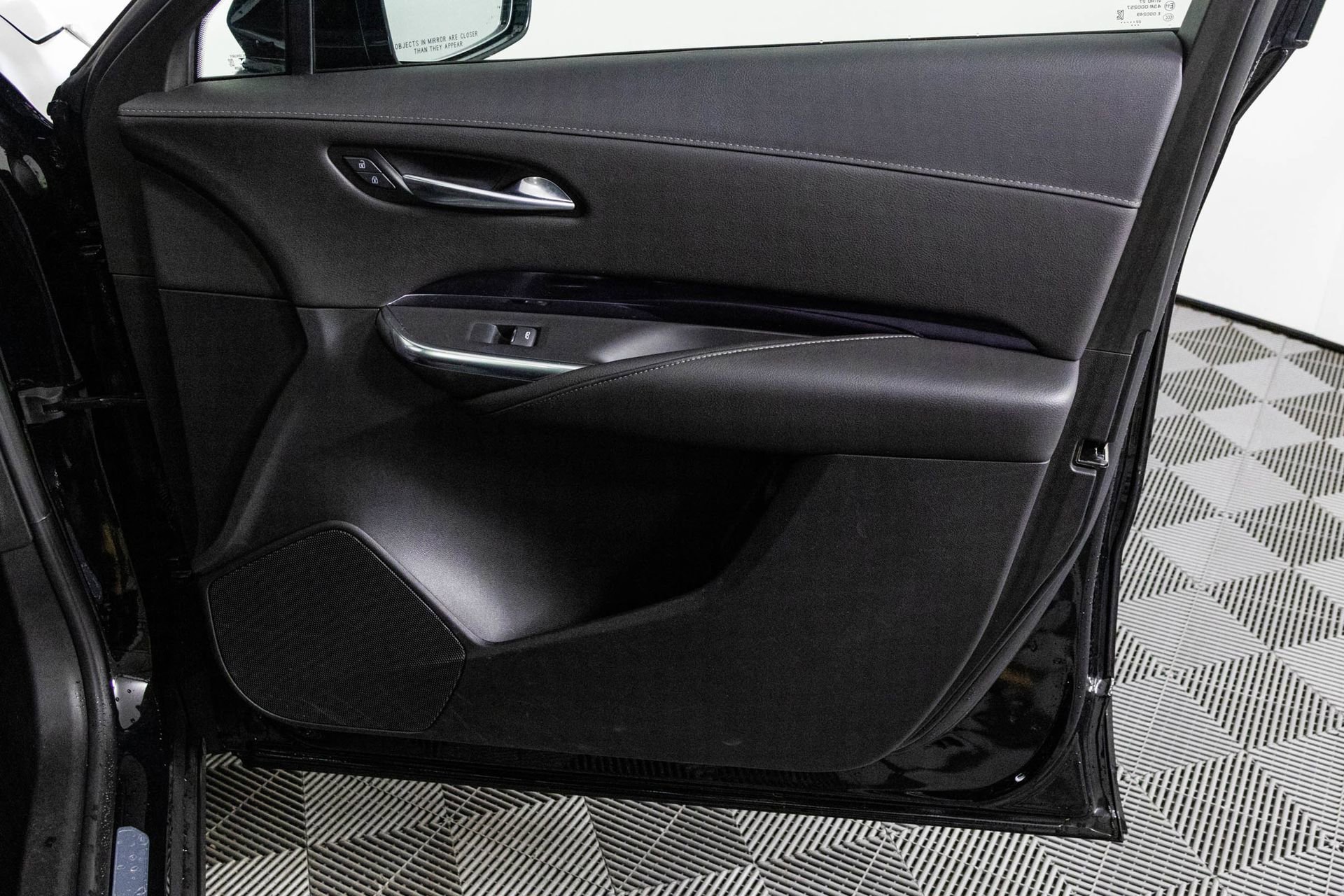 2023 CADILLAC XT4 - Image 41