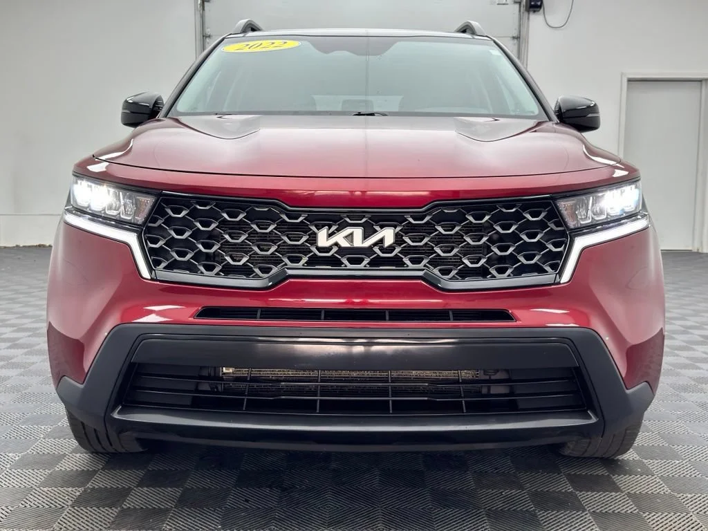 Used 2022  Kia X-Line S image 13