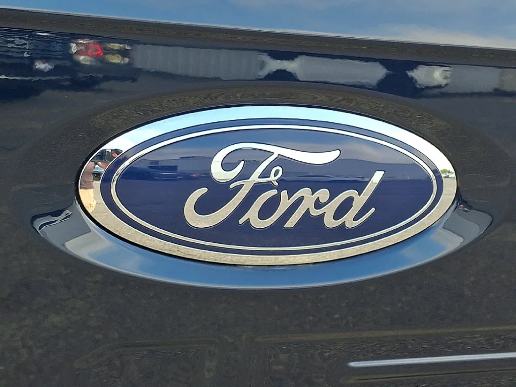 Used 2023 Blue Ford King Ranch image 32
