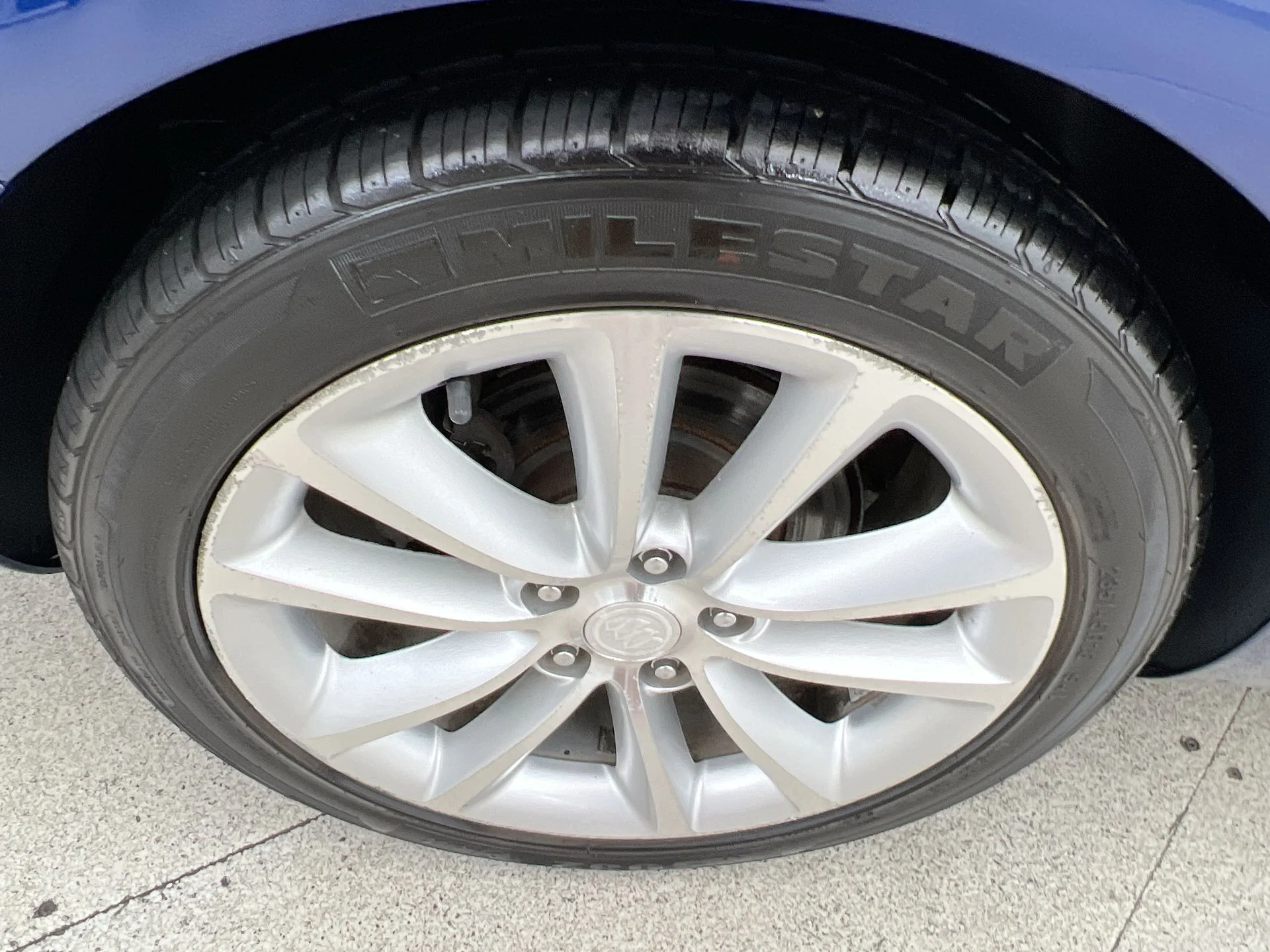 Used 2013 Blue Buick Base image 38