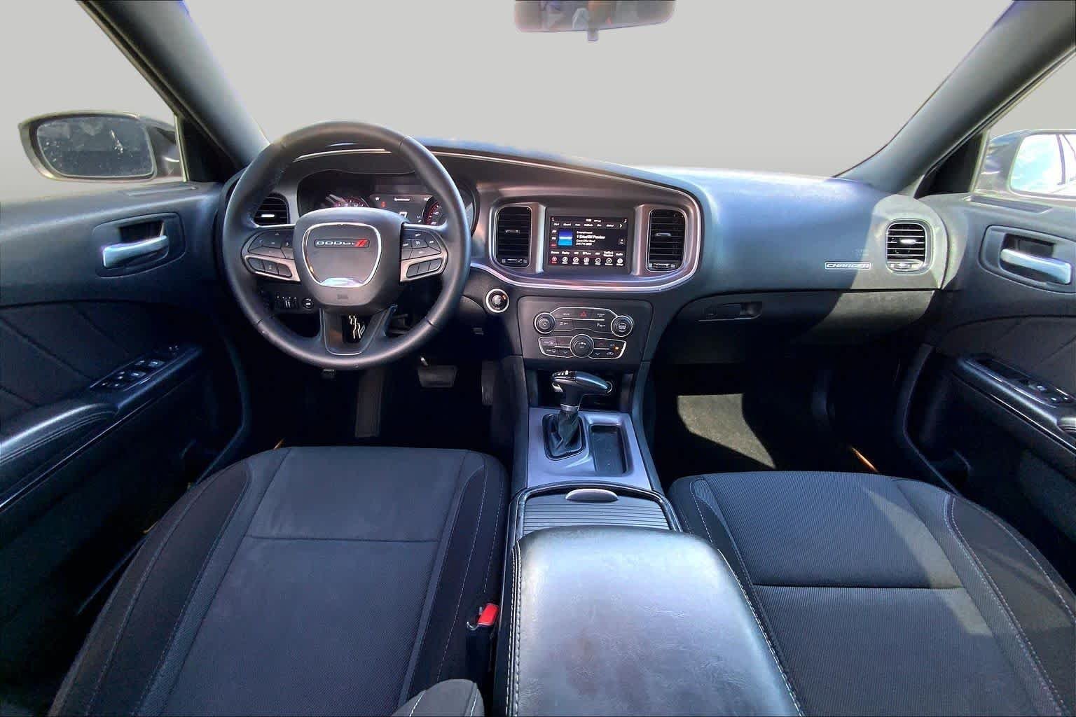 Used 2021 F8 Green Dodge SXT image 13