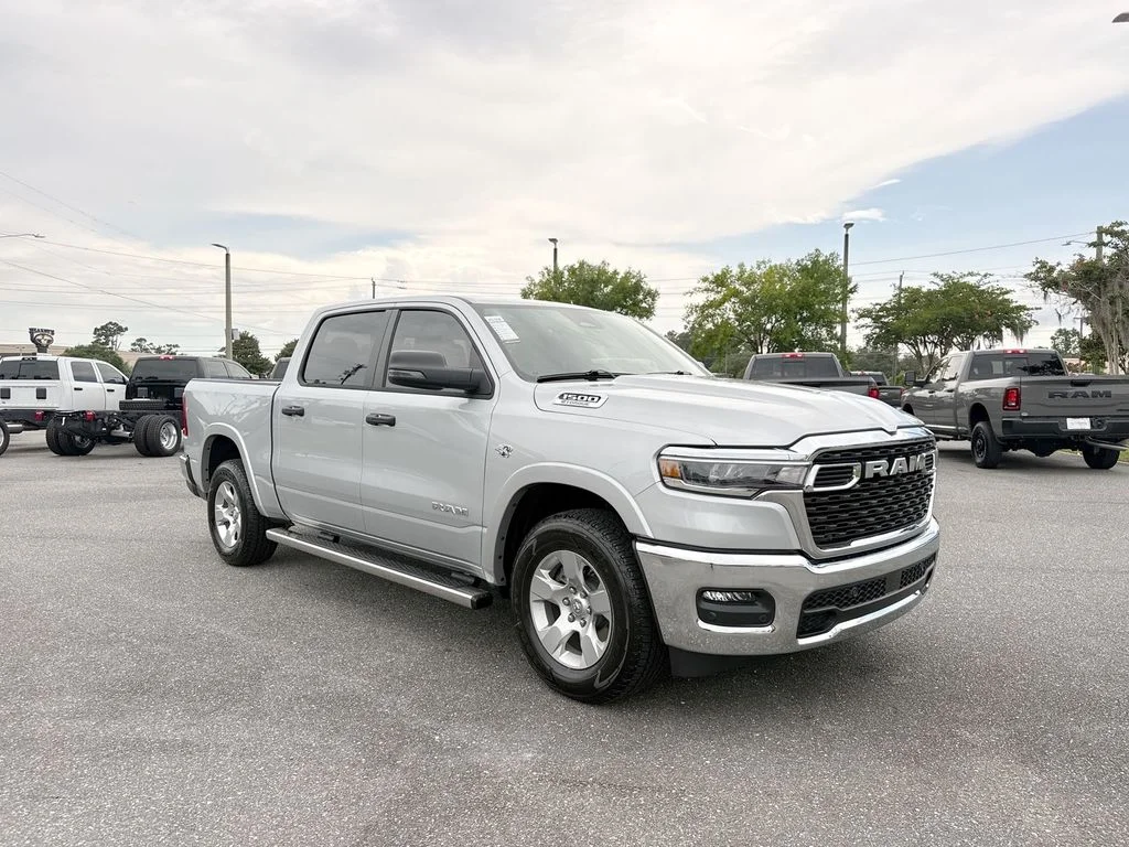 New 2026 Silver Zynith Exterior Paint RAM Big Horn/Lone Star image 1