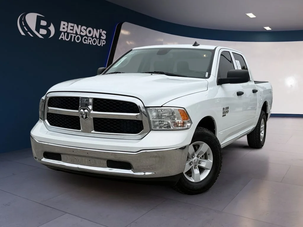 2023 RAM 1500 Classic SLT 4x4 Crew Cab 5'7's photo