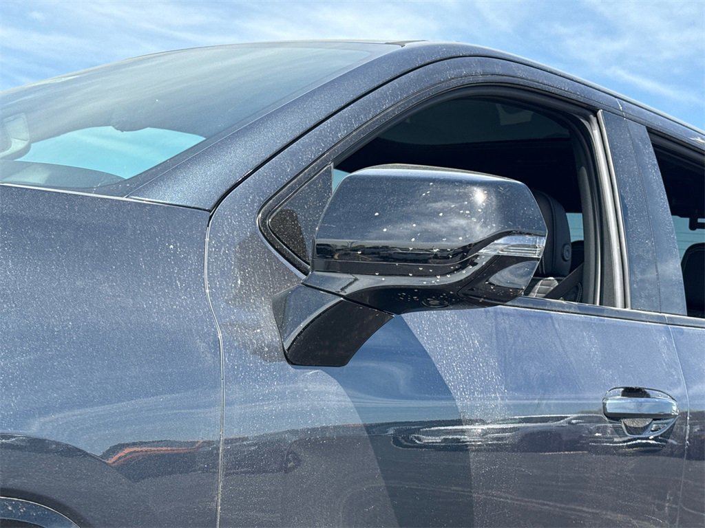 2025 GMC SIERRA - Image 11