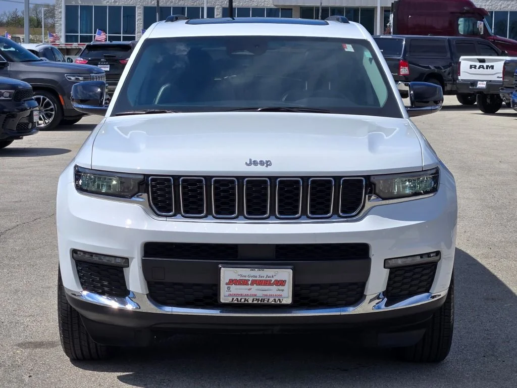 Certified Used 2023 White/off-white Jeep Limited image 3