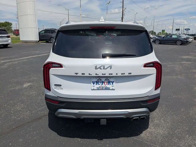 Used 2022 Glacial White Pearl Kia SX image 8