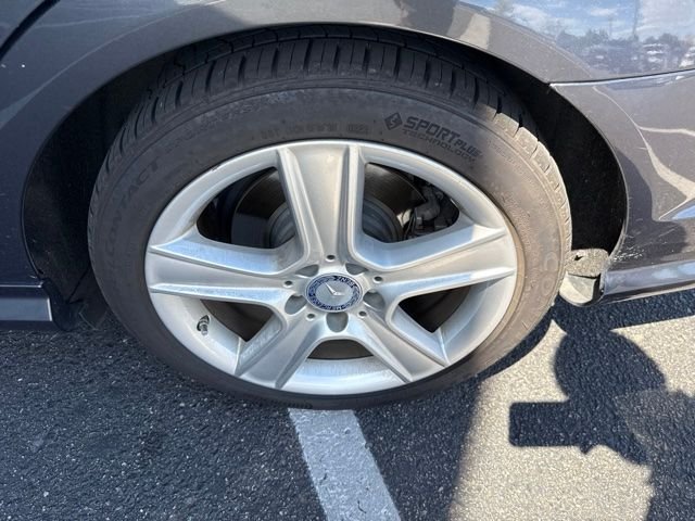 Used 2011 Silver Mercedes-Benz C 300 image 11