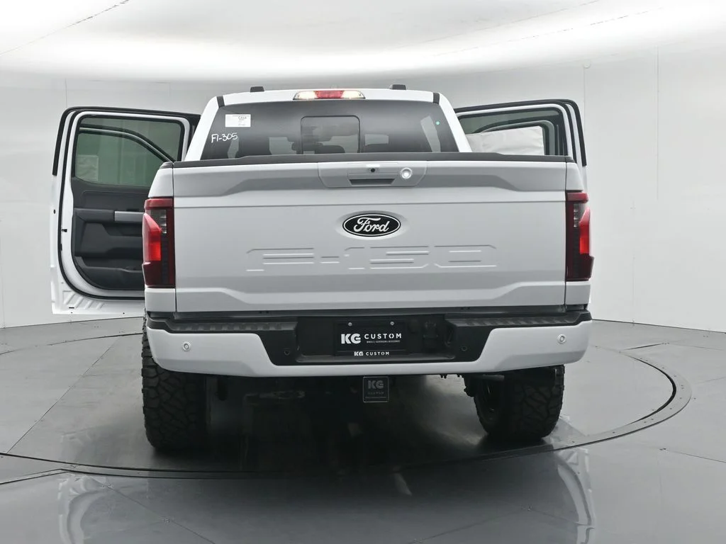 New 2026 Oxford White Ford XLT image 34