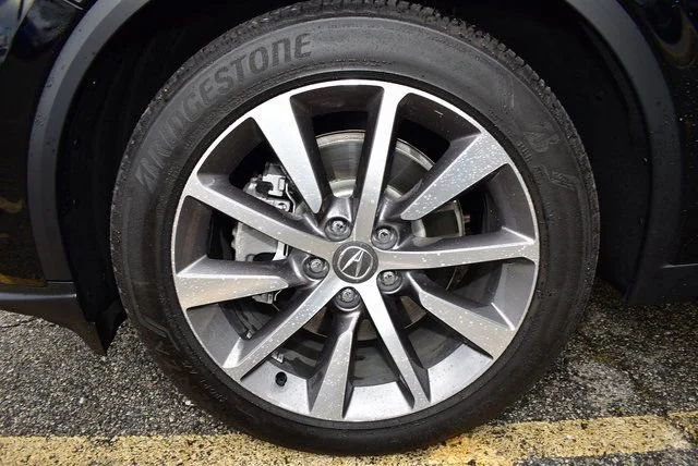 Used 2025 Majestic Black Pearl Acura SH-AWD TECH image 34