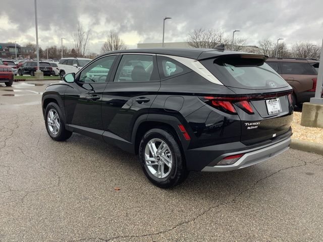 Certified Used 2026 Phantom Black Hyundai SE image 8