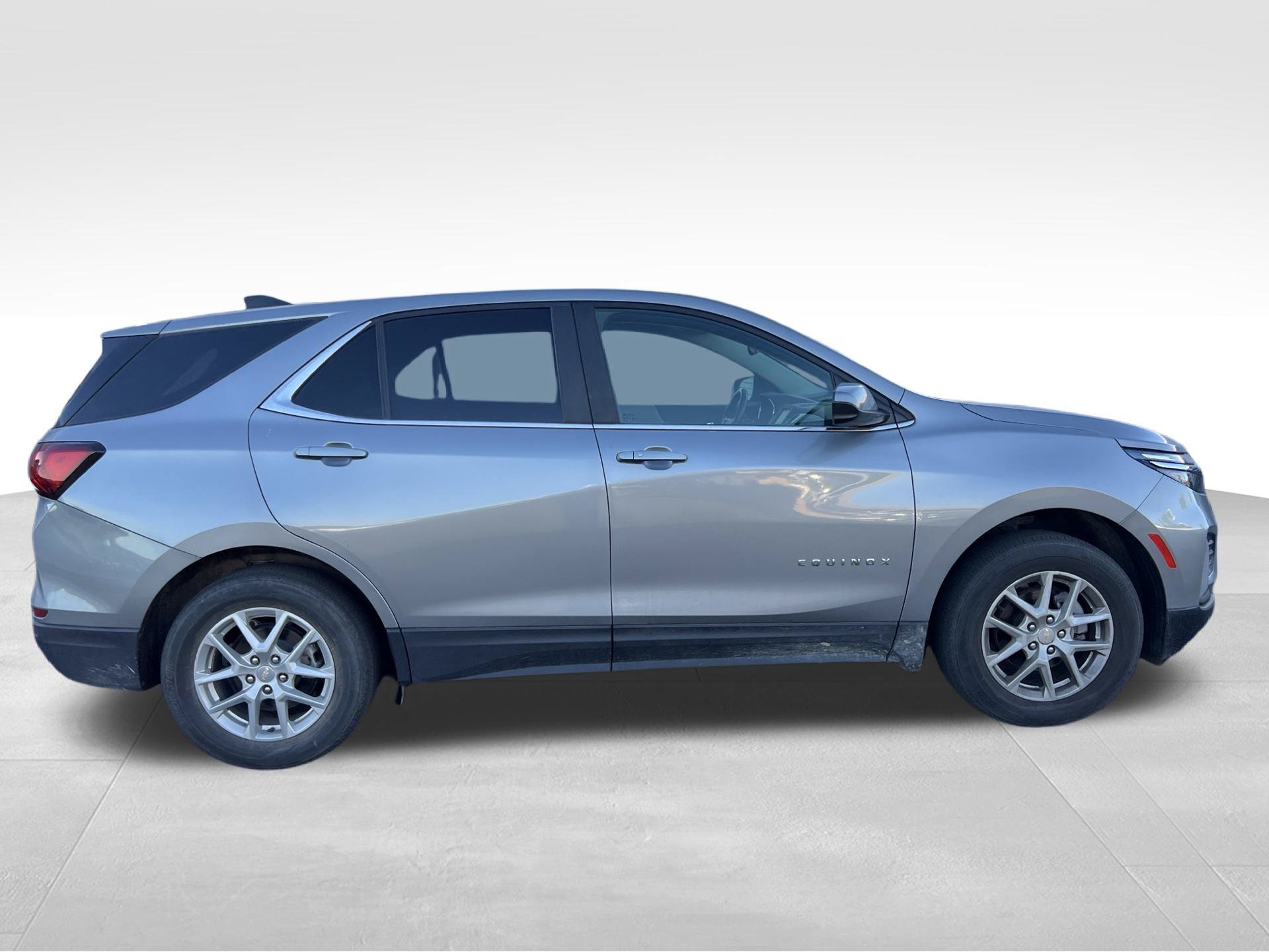 Used 2024 Gray Chevrolet LT image 4