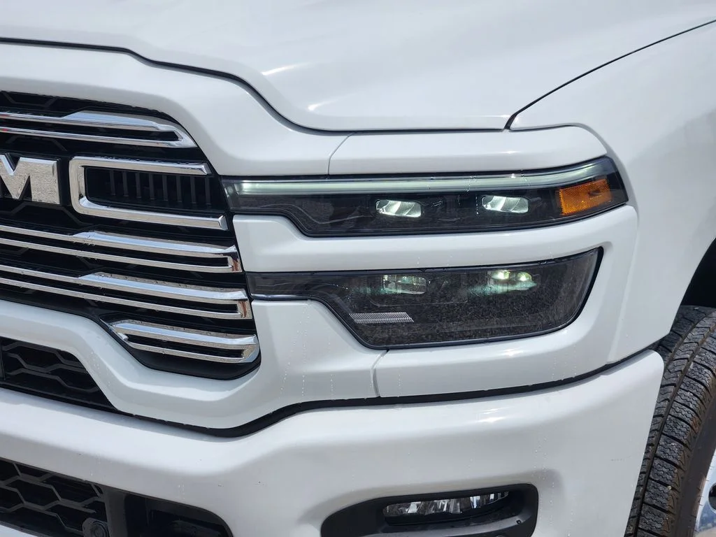 New 2026 Bright White Clear-Coat Exterior Paint RAM Laramie image 5