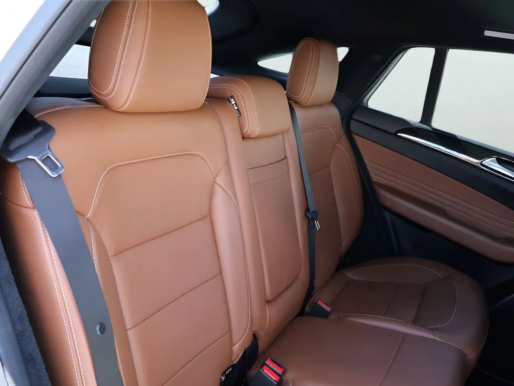 Used 2019 designo Diamond White Metallic Mercedes-Benz GLE 43 AMG® image 15