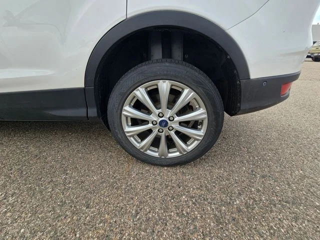 Used 2018 White Platinum Clearcoat Metallic Ford Titanium image 44