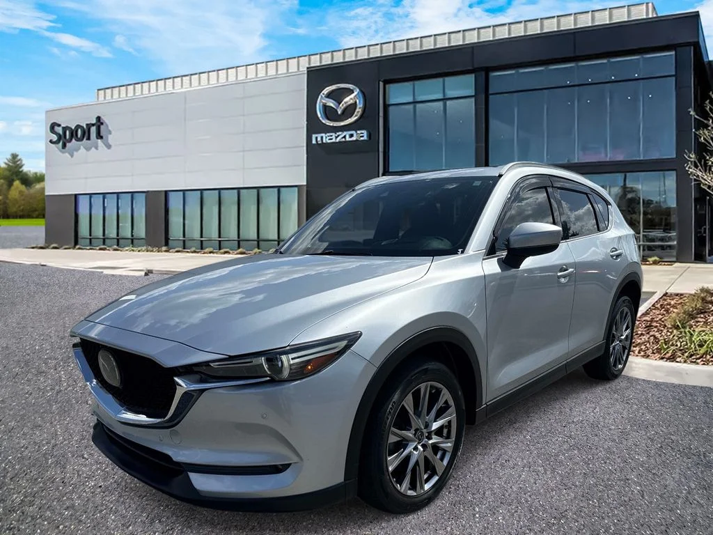 Used 2019 Silver Mazda Signature image 8