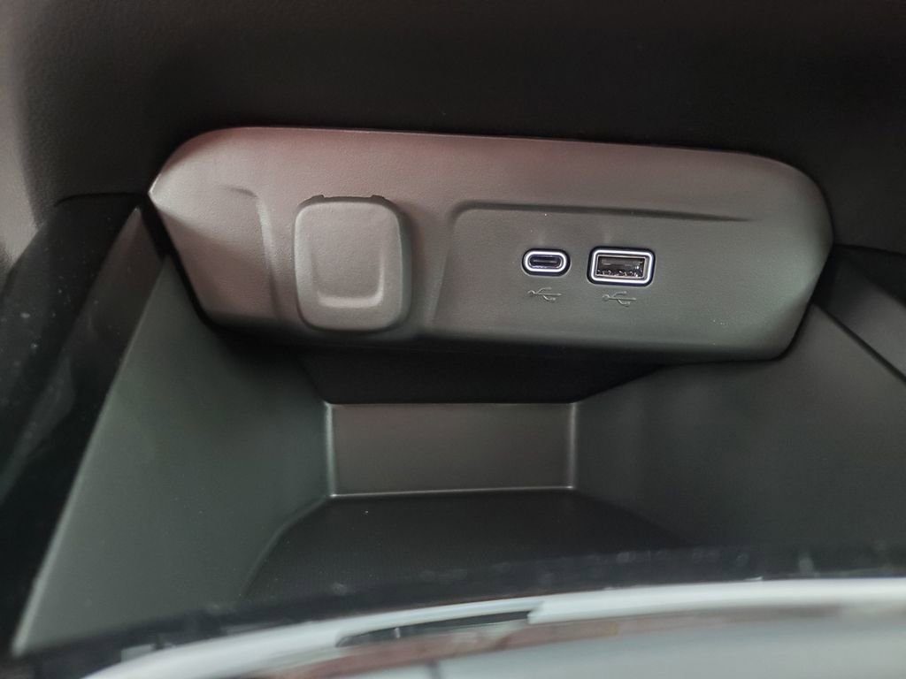 2026 Chevrolet Trax Activ - Photo 28
