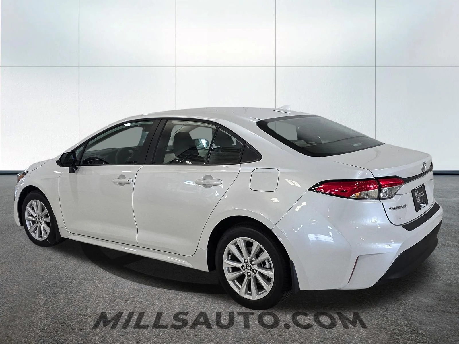 New 2026  Toyota LE image 4