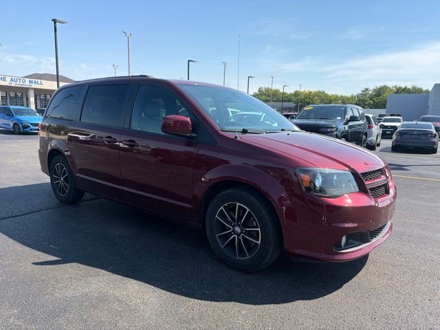 Used 2018 Dodge Grand Caravan GT with VIN 2C4RDGEG3JR324464 for sale in Champaign, IL