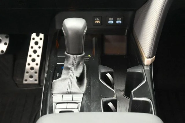 Used 2025 Ocean Toyota SE image 22