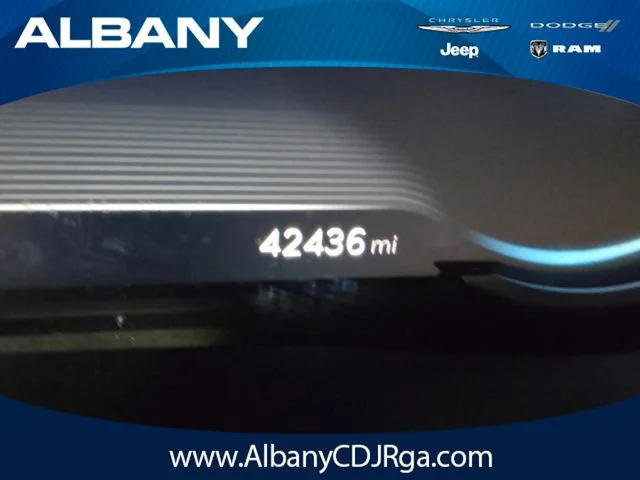 Used 2022 Gray Genesis 2.5T Select image 29