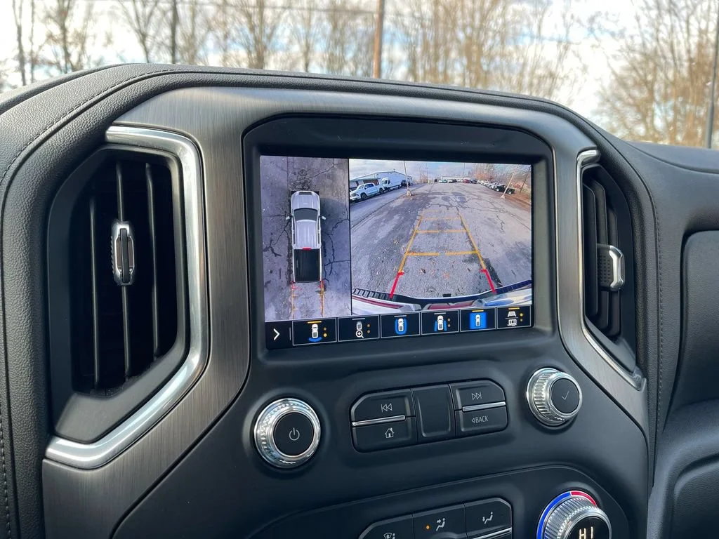 Used 2022 Summit White GMC Denali image 22