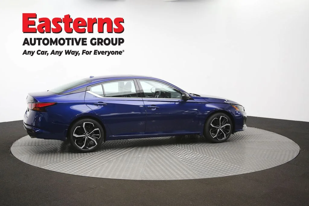 Used 2024 Blue Nissan 2.5 SR image 45