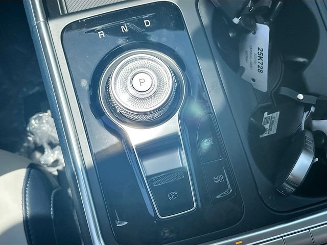 2025 Kia Carnival SX - Photo 17