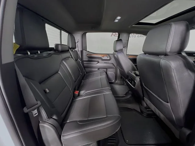 Used 2023 White GMC Denali image 44