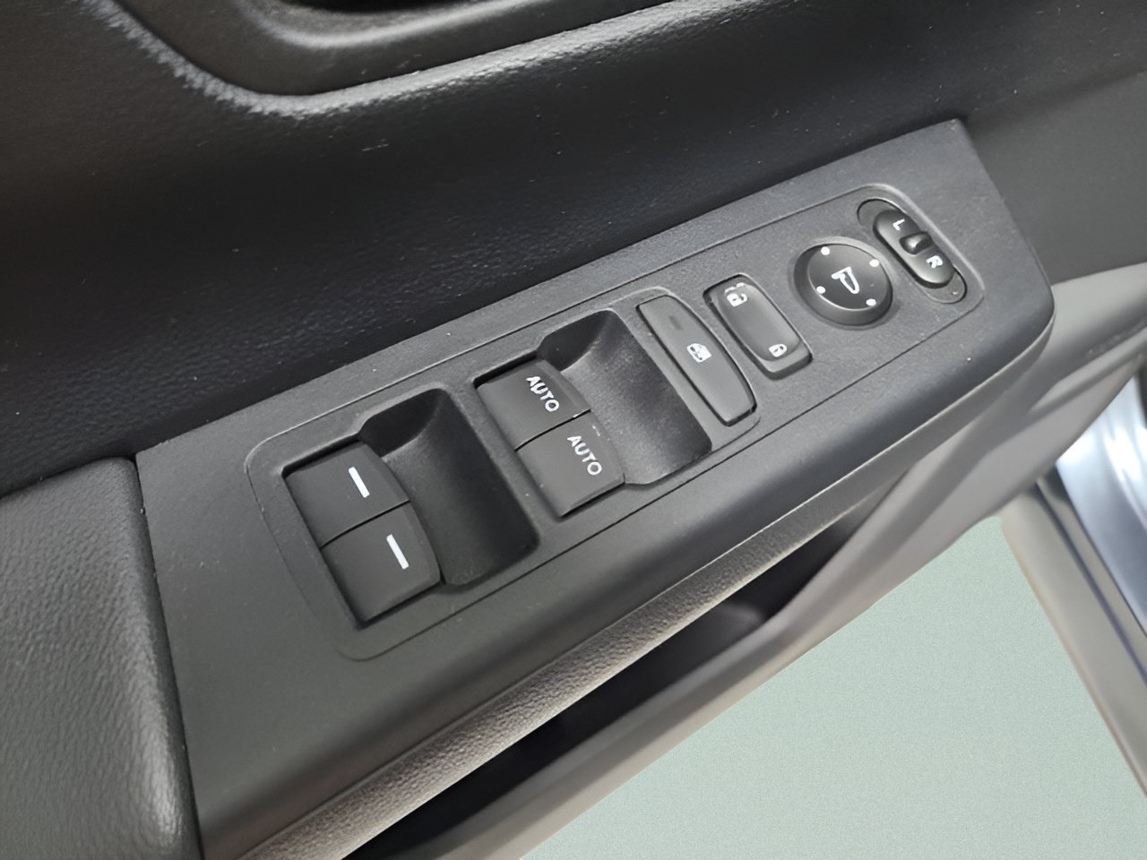 Certified Used 2023 Meteorite Gray Metallic Honda HYB AWD SPORT BD image 59
