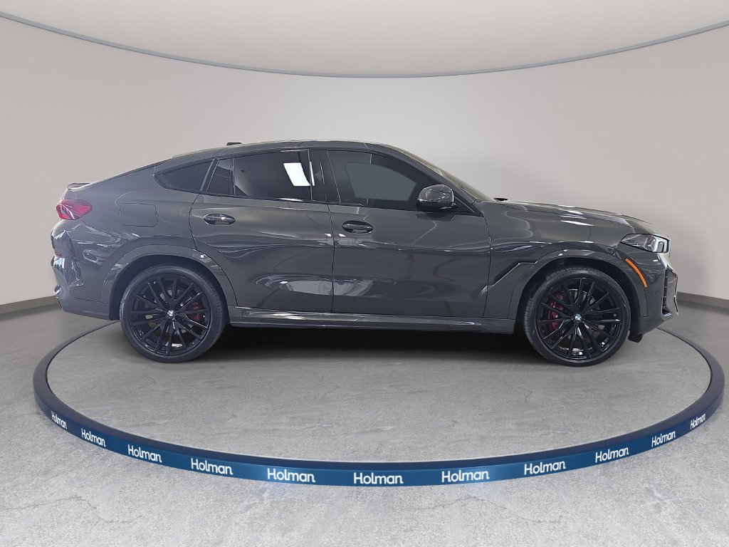 Used 2026 Dravit Grey Metallic BMW xDrive40i image 6