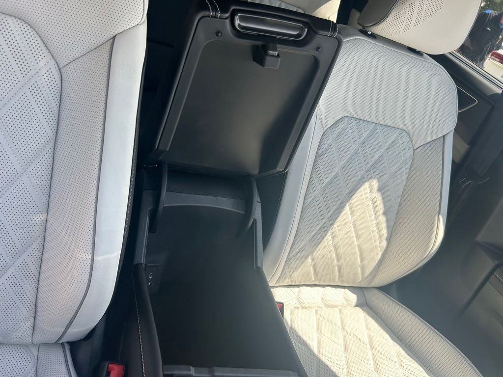 New 2026 White/off-white Volkswagen 2.0T SEL Premium R-Line image 41