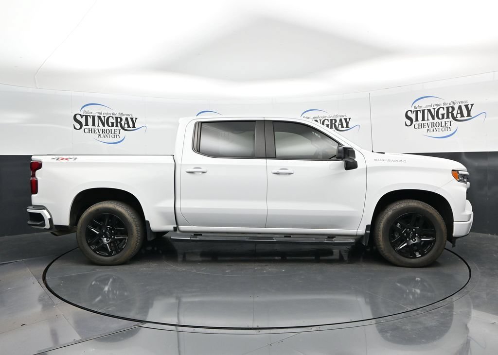 Used 2023 SUMMIT WHITE Chevrolet RST image 8
