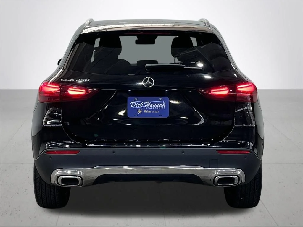 Used 2025 Black Mercedes-Benz GLA 250 image 11