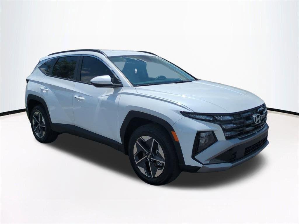 New 2026 White Hyundai SEL AWD image 2