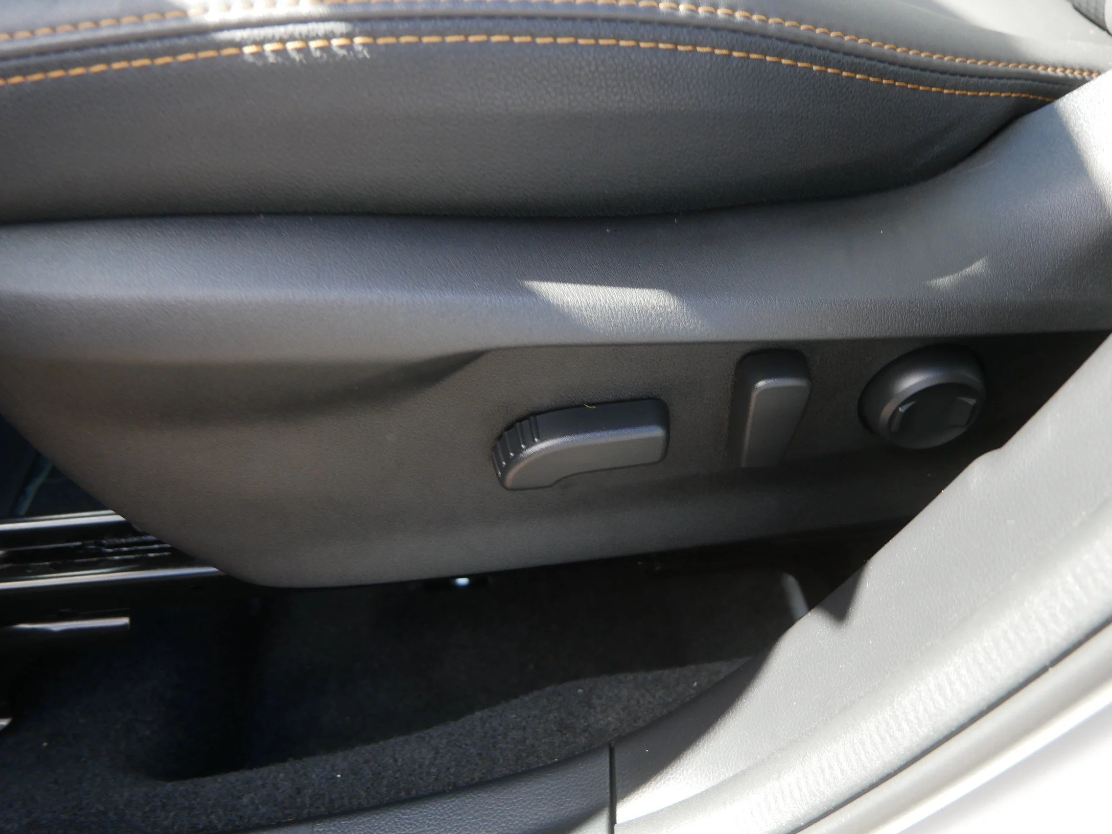 Used 2024 Crystal White Pearl Subaru Wilderness image 26