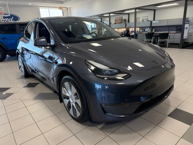 Used 2023 Tesla Model Y Long Range with VIN 7SAYGDEE2PF857705 for sale in Sheffield, OH