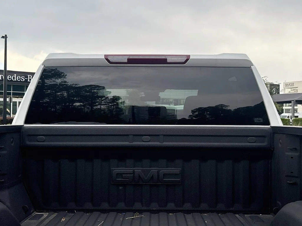 Used 2025 Summit White GMC Elevation image 8