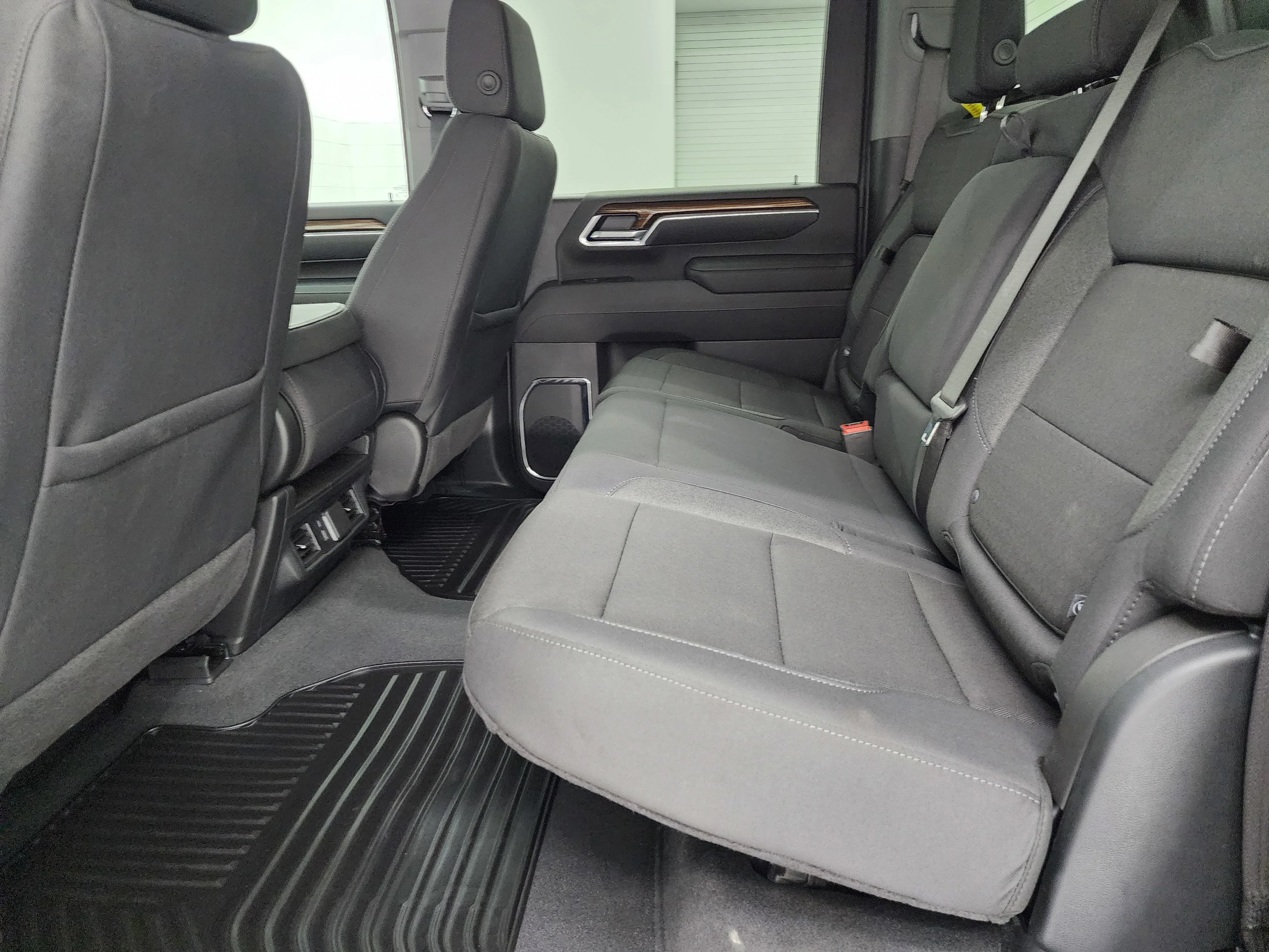 2025 Chevrolet Silverado 2500HD LT - Photo 9