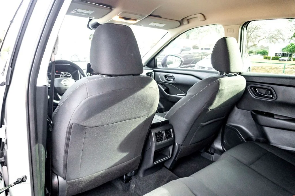 2025 Nissan Rogue S - Photo 28