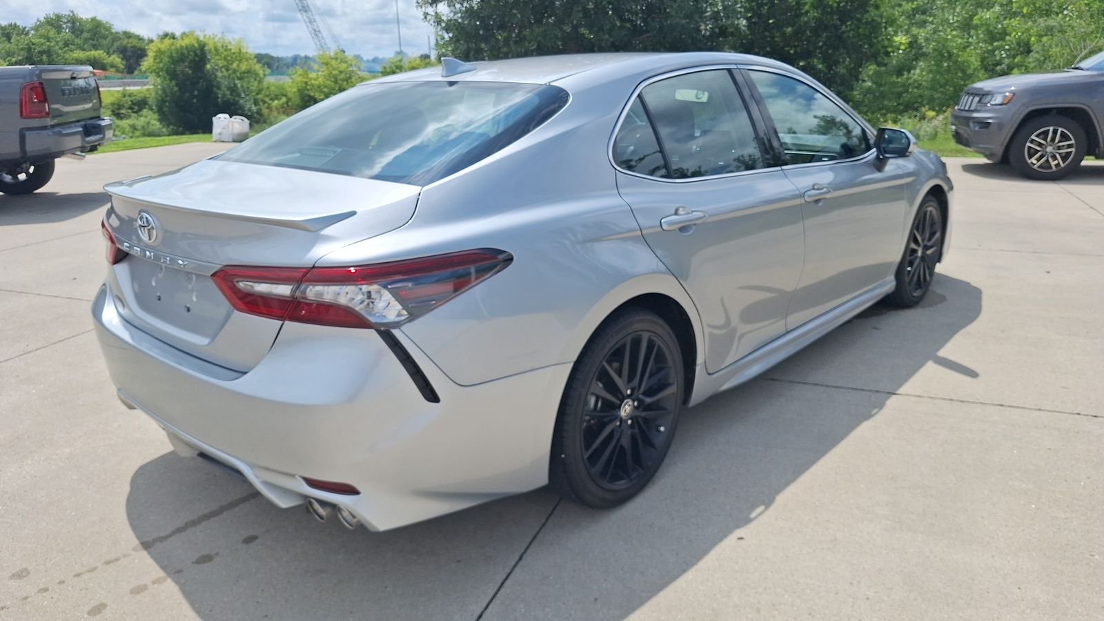 Used 2022 Silver Toyota XSE image 4