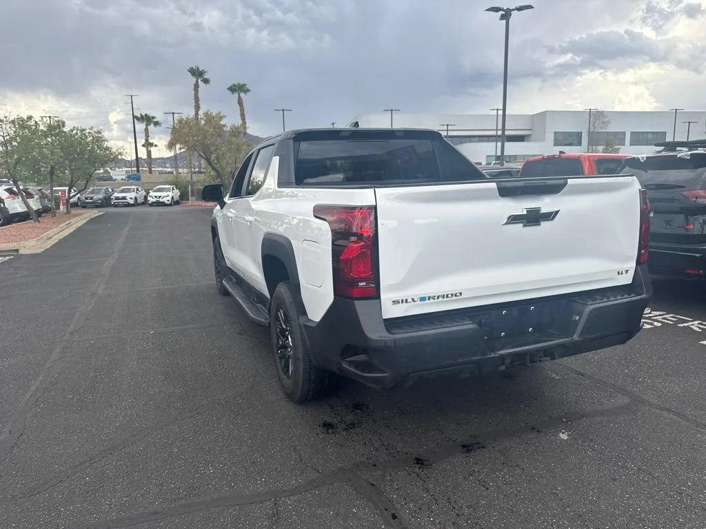 Used 2024 White Chevrolet Work Truck image 12