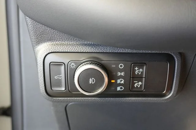 New 2027 Avalanche Gray Ford ST-Line image 27