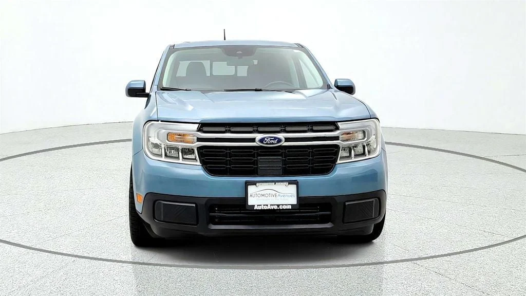 Used 2022 Area 51 Ford LARIAT AWD SuperCrew w/ Luxury Pkg & Co-Pilot360 image 2